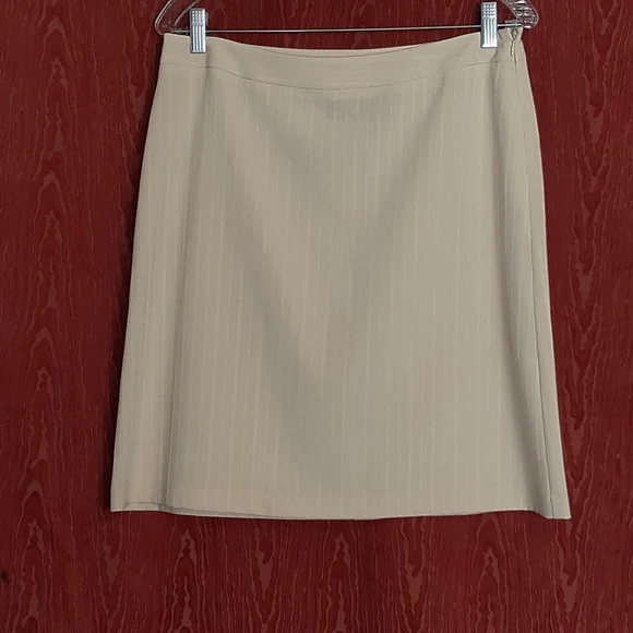 TRACY EVANS 2 PIECE PEACH COLORED WOMEN'S SKIRT SET SIZE 7 - Picture 2 of 7